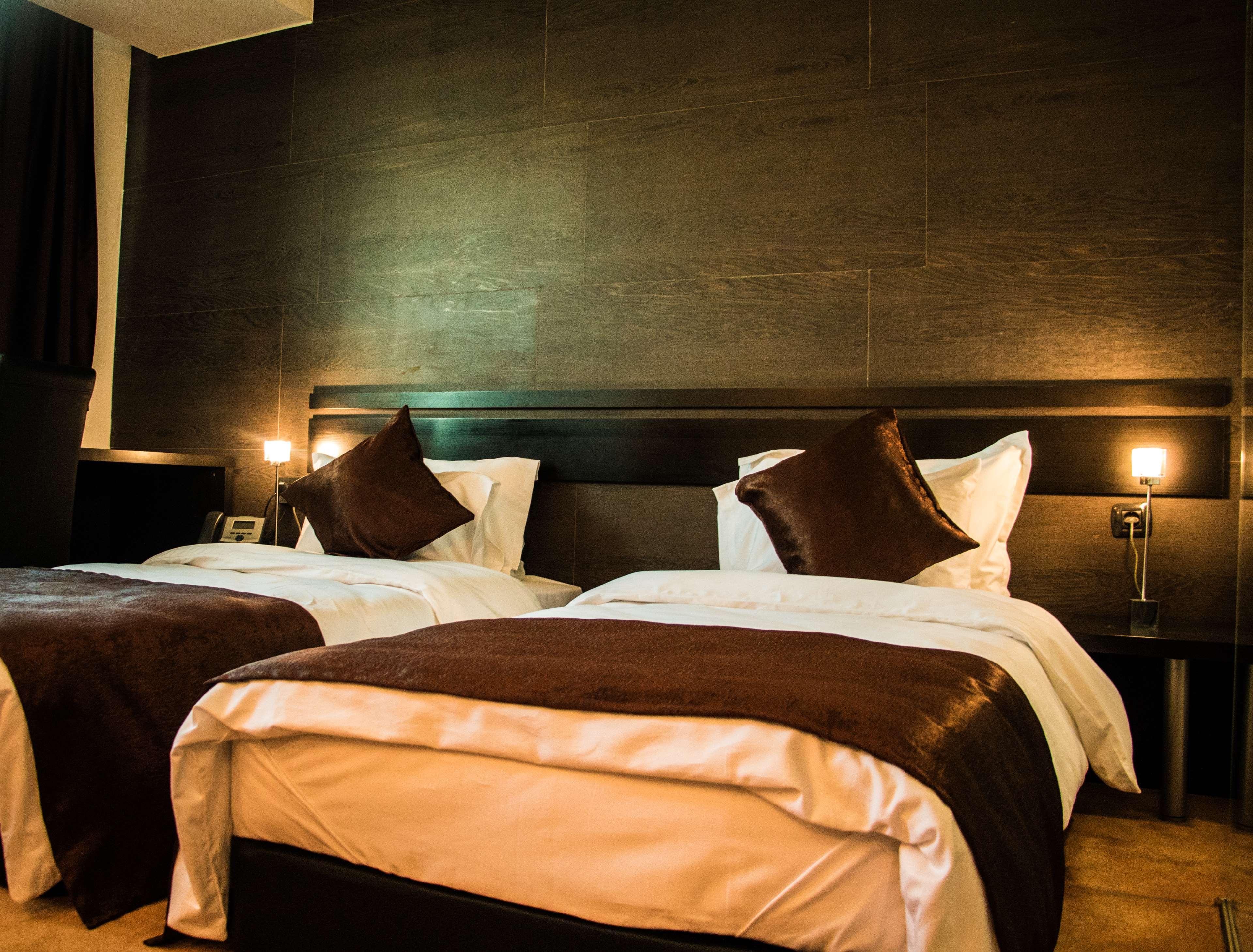Best Western Hotel Galla Sllatine e Madhe Экстерьер фото