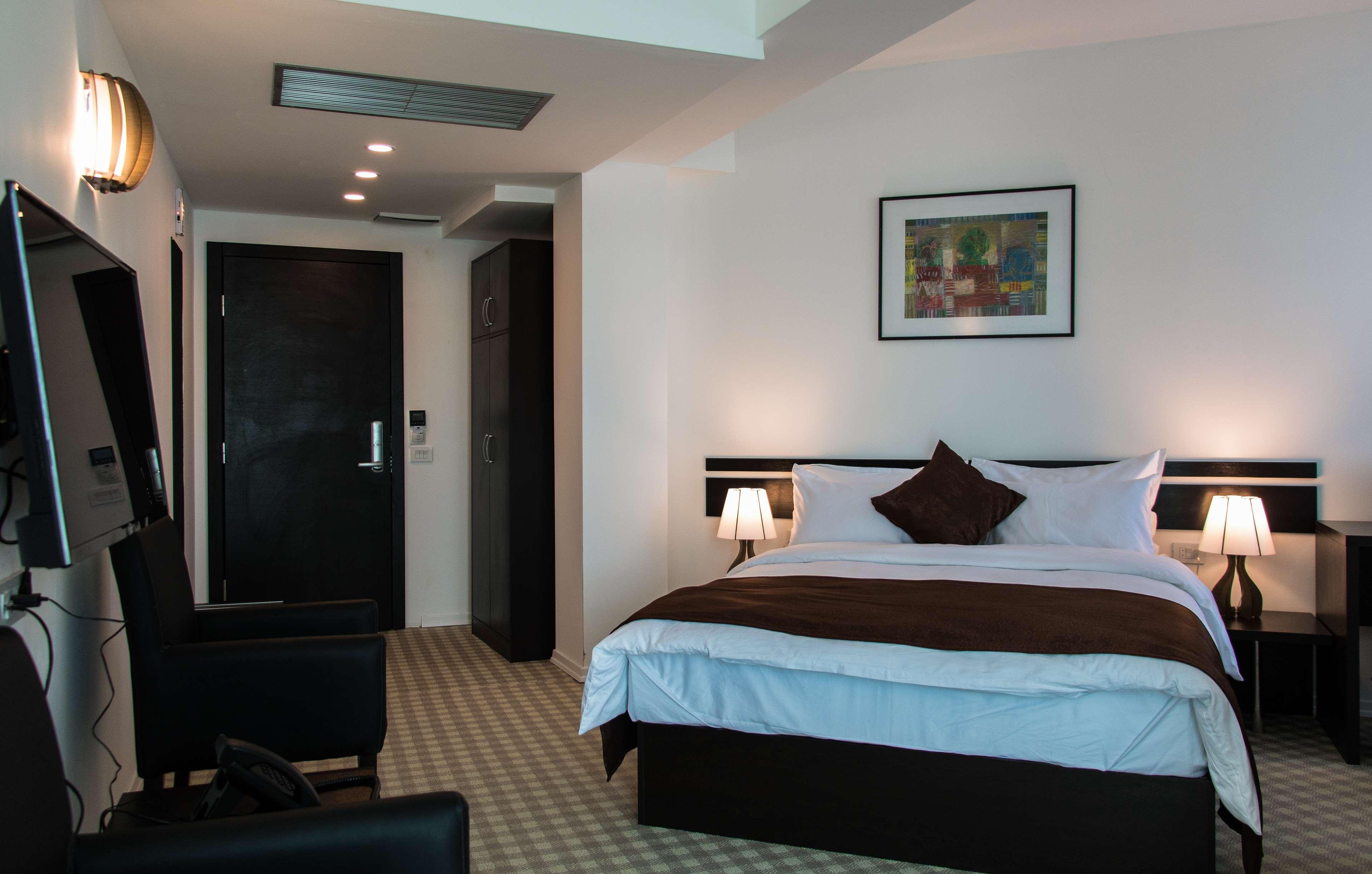 Best Western Hotel Galla Sllatine e Madhe Экстерьер фото
