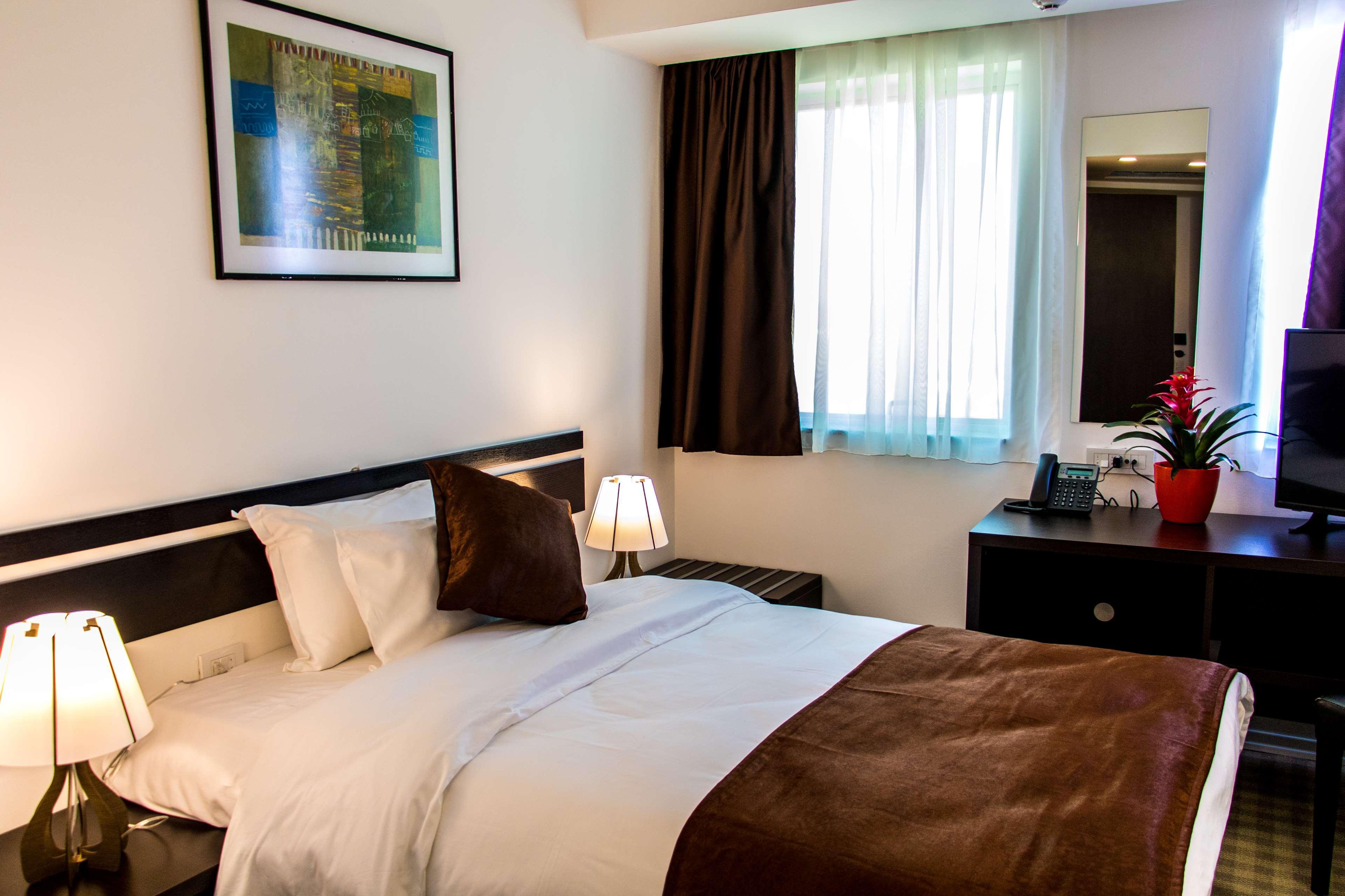 Best Western Hotel Galla Sllatine e Madhe Экстерьер фото