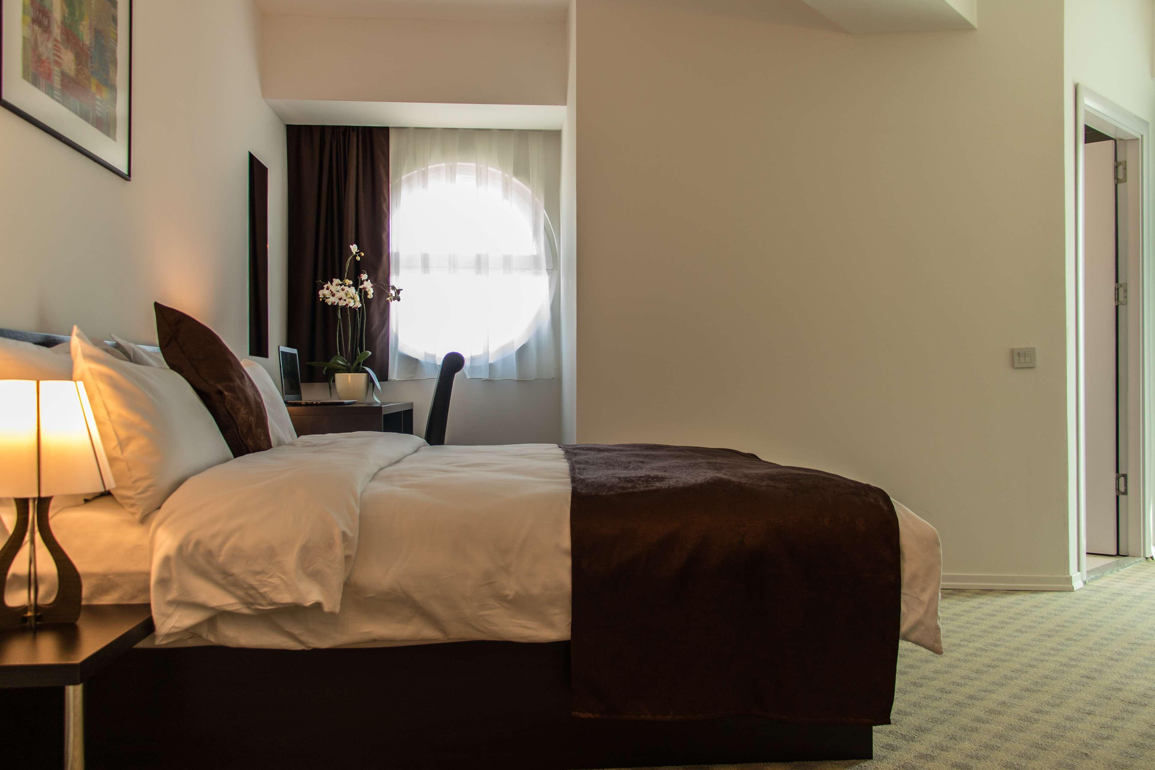 Best Western Hotel Galla Sllatine e Madhe Экстерьер фото